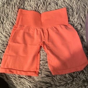 Nvgtn work out shorts